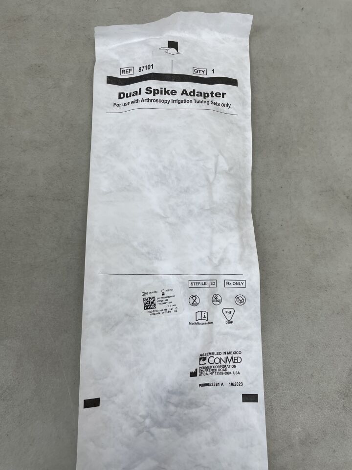 87101 - CONMED - Dual Spike Irrigating Tube Adapter, (EA) - ( Expiry Date: 2029-11-24 )