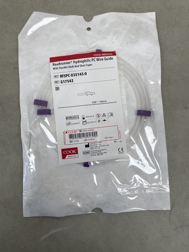 G17542 - COOK - Roadrunner Hydrophilic PC Wire Guide With Flexible Shaft And Short Taper, 0.035/145cm, (EA) - ( Expiry Date: 2026-04-19 )
