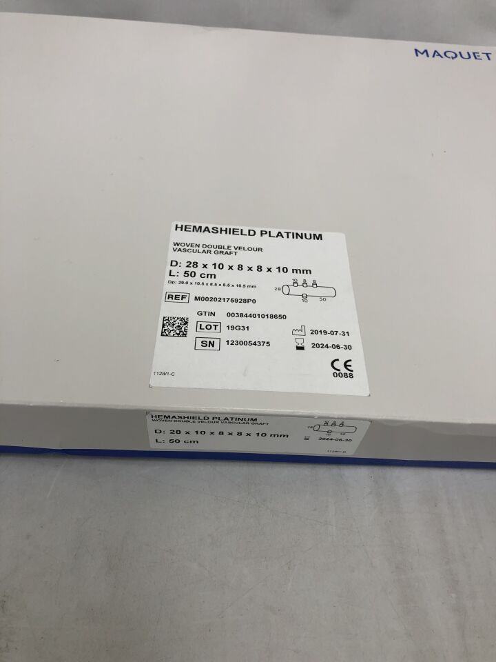M00202175928P0 - MAQUET - Hemashield Platinum Woven Double Velour Vascular Graft, D: 28 x 10 x 8 x 8 x 10mm, L 50cm, (BX/1) - ( Expiry Date: 2025-09-30 )