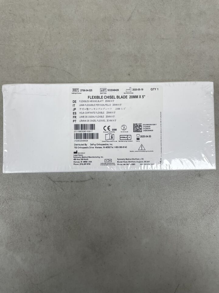 2709-04-025 - SYMMETRY SURGICAL - Flexible Chisel Blade 20mm x 5", (BX/1) - ( Expiry Date: 2025-04-30 )