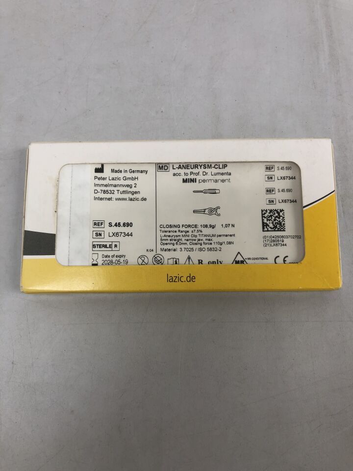 S.45.690 - PETER LAZIC - L-Aneurysm MINI Clip TITANIUM permanent, straight 5mm, narrow jaw, (BX/1) - ( Expiry Date: 2028-05-19 )