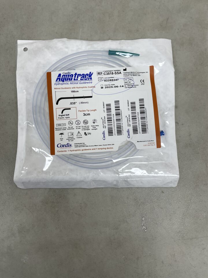 C3518-SSA - CORDIS - Aquatrack Hydrophilic Nitinol Guidewire - Angled Stiff - .035" x 180cm, (EA) - ( Expiry Date: 2025-08-29 )