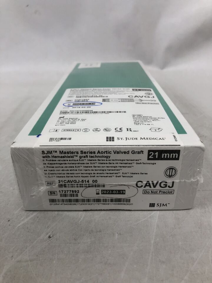 21CAVGJ-514  00 - ST JUDE MEDICAL - Masters Series Aortic Valved Graft with HEMASHIELD Graft Technology, 21mm, (BX/1) - ( Expiry Date: 2025-12-09 )