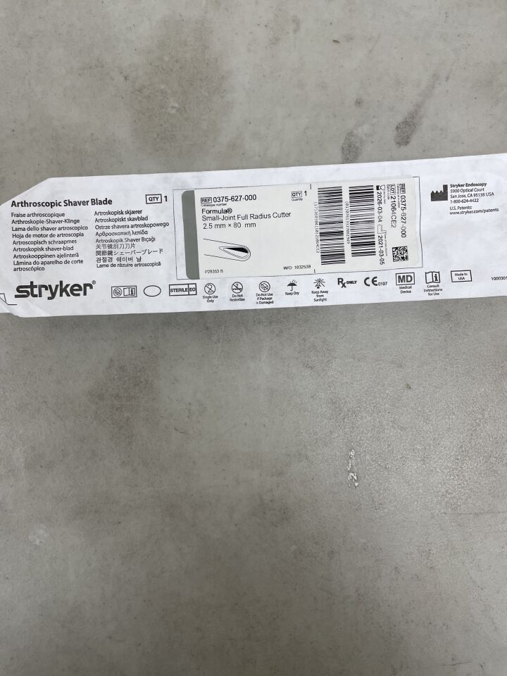 0375-627-000 - STRYKER - Formula Small-Joint Full Radius Cutter, Arthroscopic Shaver Blade, 2.5mm x 80mm, (EA) - ( Expiry Date: 2025-06-08 )