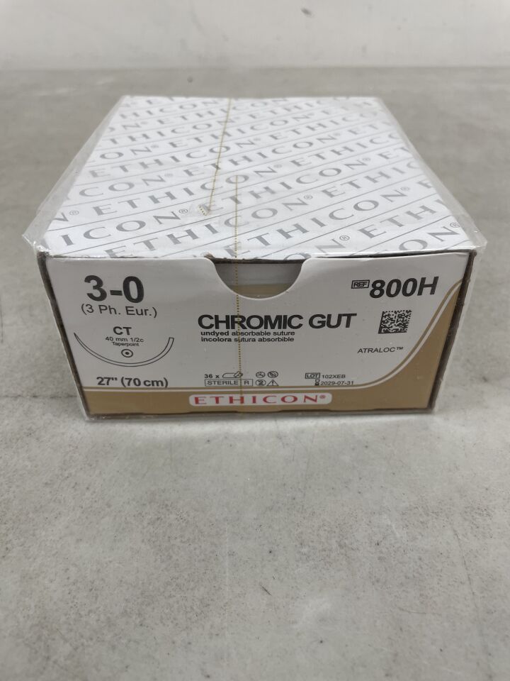 800H  -  ETHICON  -  Surgical Gut Suture - Chromic, Taper Point, Absorbable, CT 40mm ½ Circle, Chromic Monofilament 27" = 70cm, Size: 3-0 , ( BX/36 )  -  ( Expiry Date : 2029-07-31 )