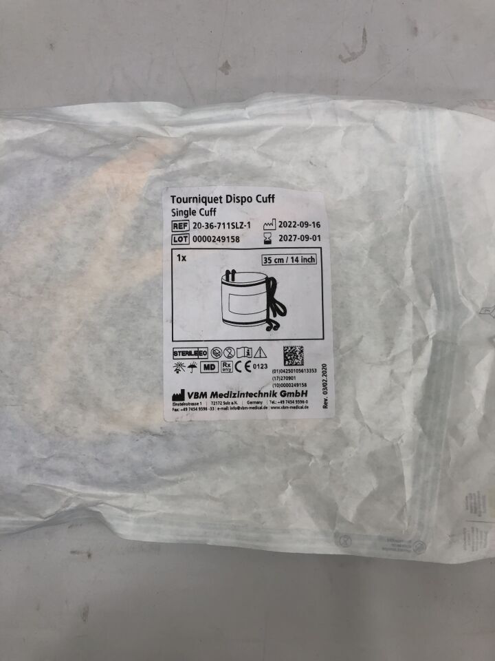 20-36-711SLZ-1 - VBM - Tourniquet Disposable Cuff, 35cm, (EA) - ( Expiry Date: 2027-09-01 )