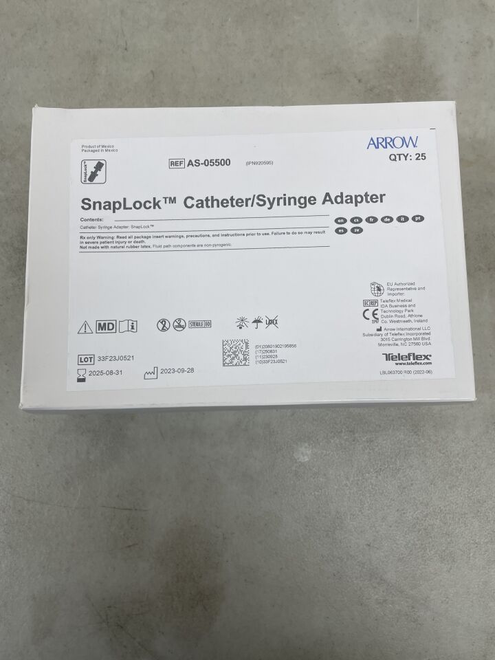 AS-05500 - TELEFLEX - SnapLock Catheter/Syringe Adapter, (BX/25) - ( Expiry Date: 2025-08-31 )