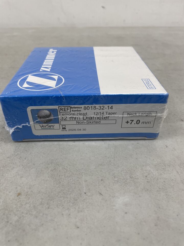 8018-32-14 - ZIMMER - VerSys Hip System Femoral Head 12/14 Taper, 28mm Diameter, +7.0mm Neck Length, (BX/1) - ( Expiry Date: 2026-04-30 )