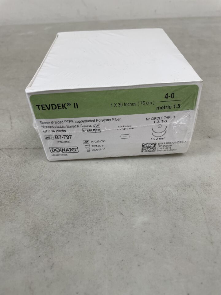 B7-797 - TELEFLEX - Deknatel Tevdek Green Braided Suture 4-0 T-3 2N 30" Pledget Soft 1/8" x 1/4", (BX/36) - ( Expiry Date: 2026-06-10 )