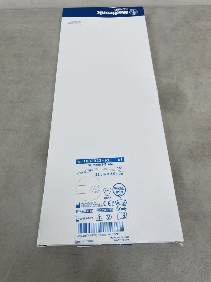 1882923HRE - MEDTRONIC - 2.9mm rotatable skimmer angle-tip blade: 22cm, (BX/1) - ( Expiry Date: 2025-08-12 )