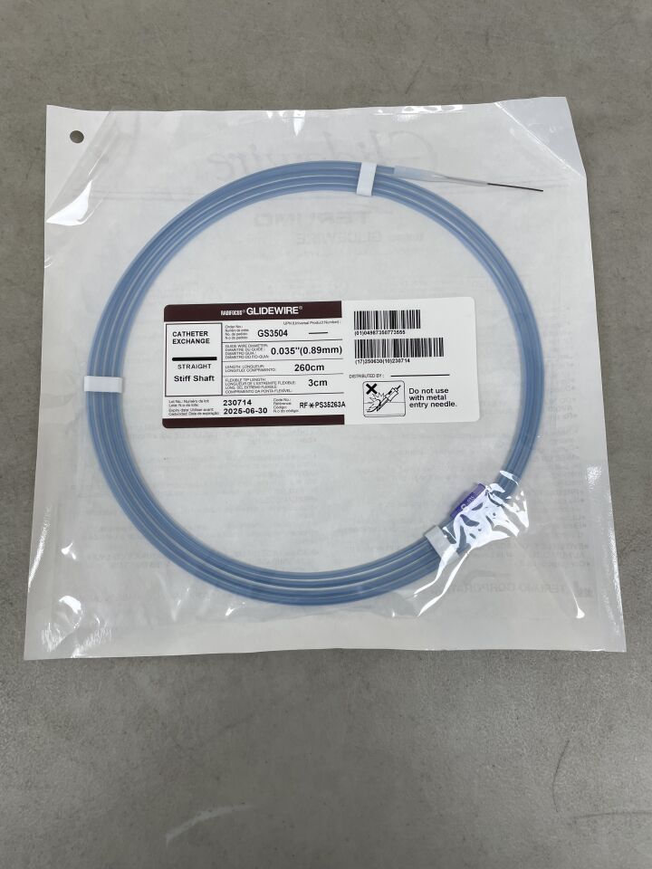 GS3504 - TERUMO - Radifocus Glidewire - Straight, Stiff Shaft - .035" x 260cm x 3cm, (EA) - ( Expiry Date: 2025-06-30 )