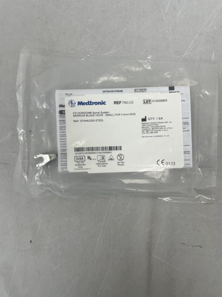 7561122 - MEDTRONIC - CD HORIZON Spinal System Hook, Narrow Blade, Small, (EA) - ( Expiry Date: 2099-12-31 )