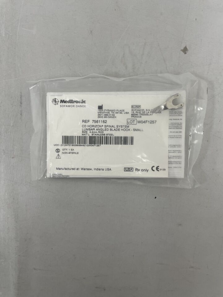 7561162 - MEDTRONIC - CD HORIZON Spinal System Lumbar Angled Blade Hook, Small, (EA) - ( Expiry Date: 2099-12-31 )