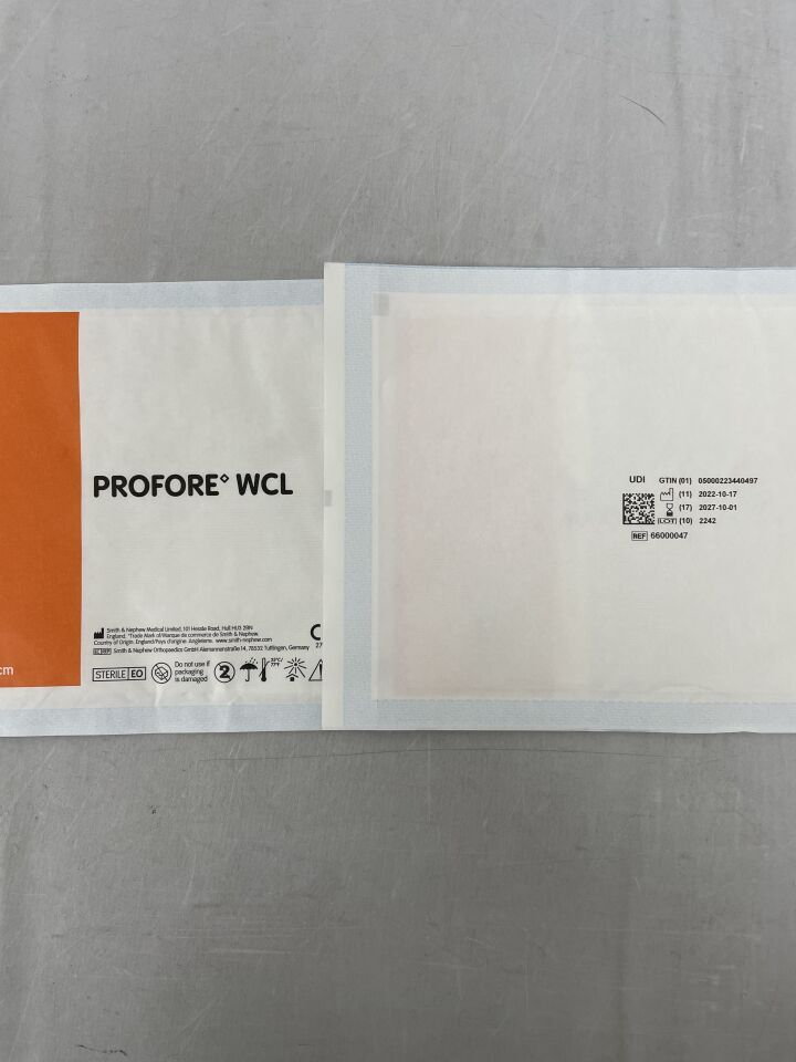66000047 - SMITH & NEPHEW - Profore WCL, 14cm x 20cm, (EA) - ( Expiry Date: 2027-10-01 )