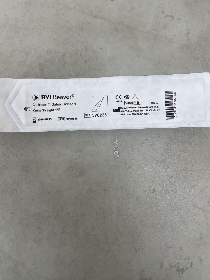 378235 - BVI - Optimum Safety Sideport Knife Straight, 15 Degree, (EA) - ( Expiry Date: 2029-05-13 )
