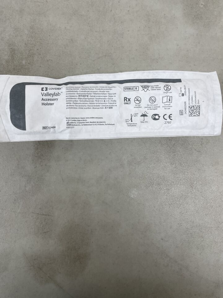 E2400 - COVIDIEN - ValleyLab Accessory Holster, (EA) - ( Expiry Date: 2029-08-31 )