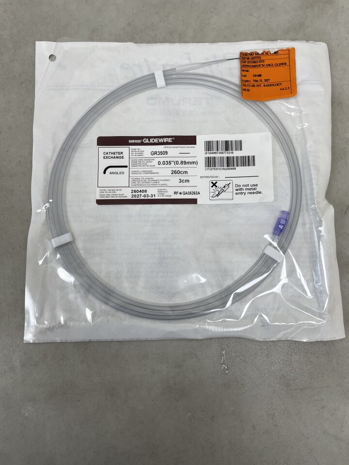 GR3509 - TERUMO - Radifocus Glidewire -Angled - .035" x 260cm x 3cm, (EA) - ( Expiry Date: 2027-03-31 )