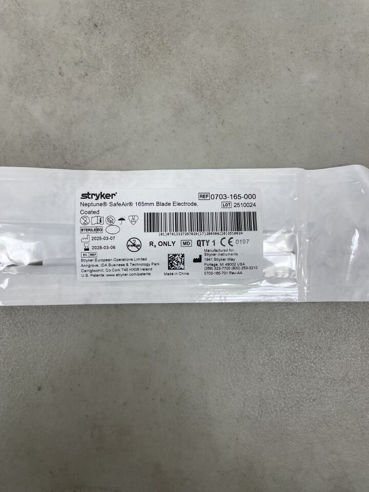 0703-165-000 - STRYKER - Neptune E-SEP 165mm Blade Electrode, Coated, (EA) - ( Expiry Date: 2028-03-06 )
