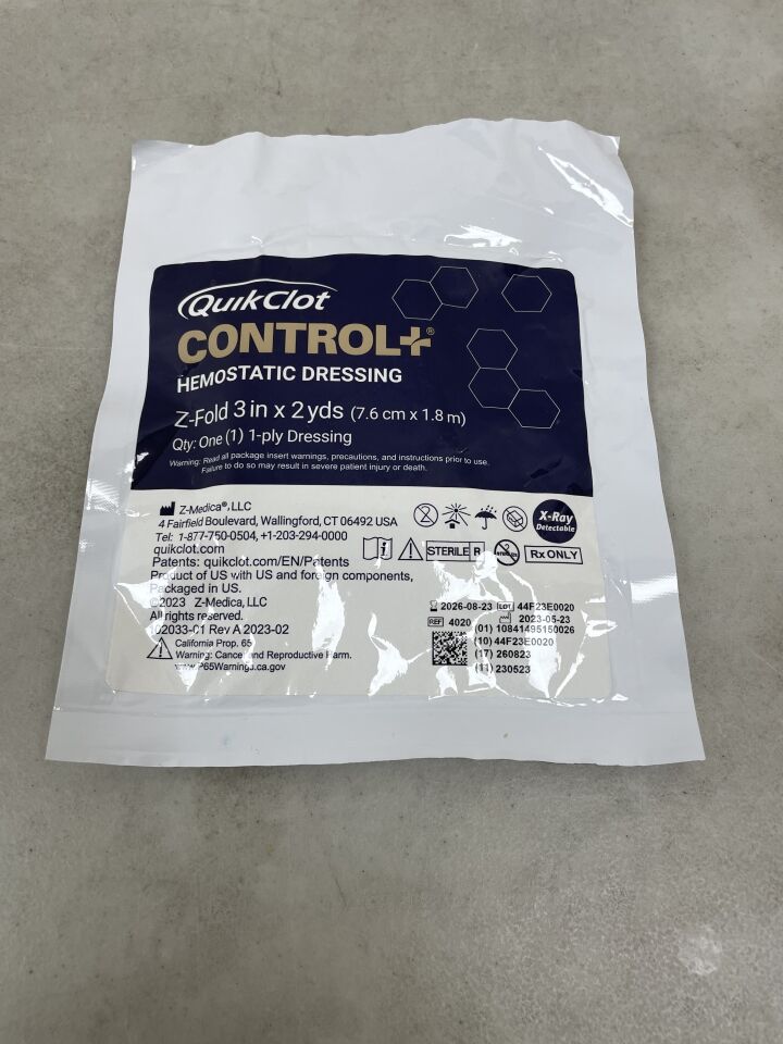 4020 - Z-MEDICA - QuikClot Control Plus Dressing, Z-Fold, 1-Ply , (EA) - ( Expiry Date: 2026-08-23 )