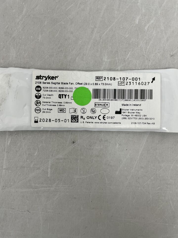 2108-107-001 - STRYKER - Sagittal Blade Fan, Offset 29mm x 73mm x 0.89mm, (EA) - ( Expiry Date: 2028-05-01 )
