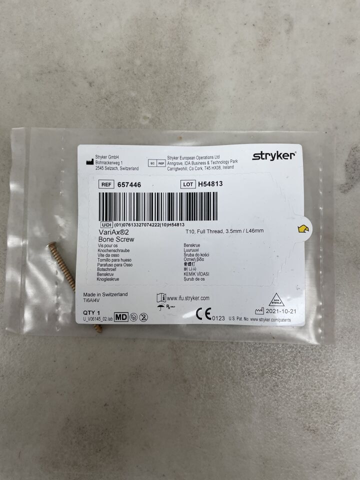 657446 - STRYKER - VariAx 2 Full Thread Non-Locking Screw, 3.5 x 46mm, (EA) - ( Expiry Date: 2099-12-31 )