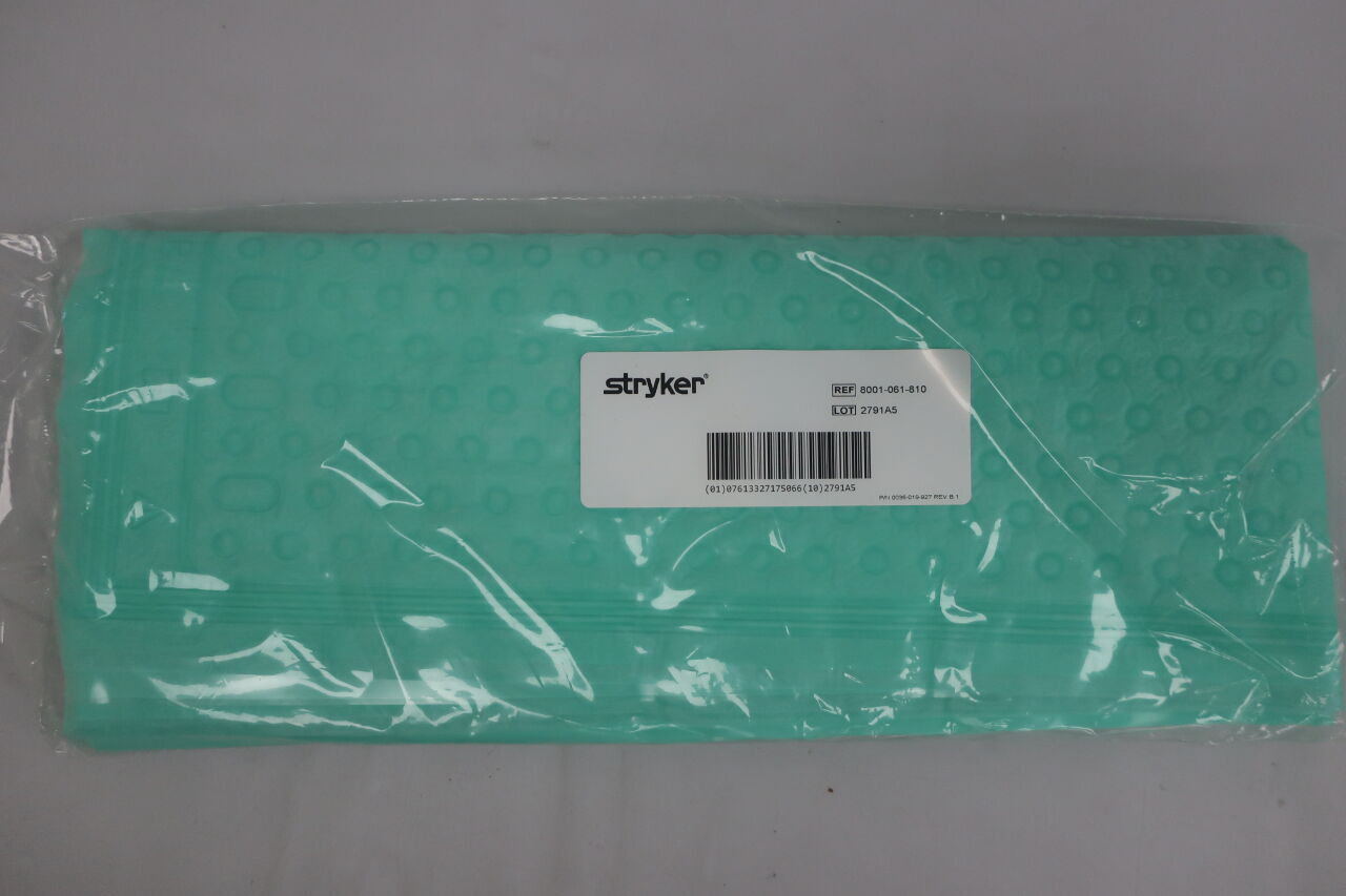8001-061-810 - STRYKER - Stryker Hypothermia Blankets - Hypothermia Blanket, Click Tight Connection, 25" x 64, (EA) - ( Expiry Date: 2099-12-31 )