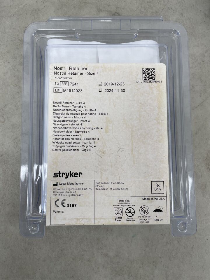 7241 - STRYKER - Nostril Retainer, Symmetric Straight Wings, 19mm x 26mm x 9mm, Size 4, (EA) - ( Expiry Date: 2024-11-30 )