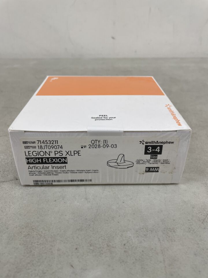 71453211 - SMITH & NEPHEW - LEGION Posterior Stabilized High Flex High Cross Linked Polyethylene, Size 3-4, 9mm, (BX/1)