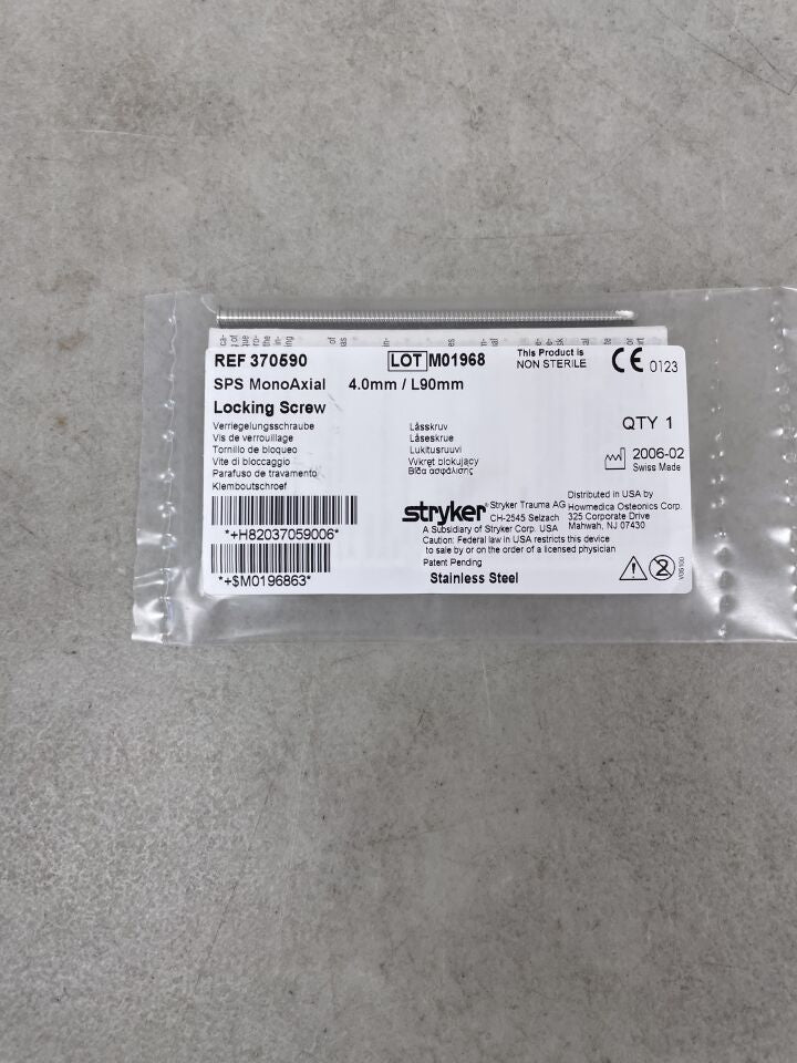 370590 - STRYKER - SPS MonoAxial Locking screw, 4.0mm/L90mm, (EA)