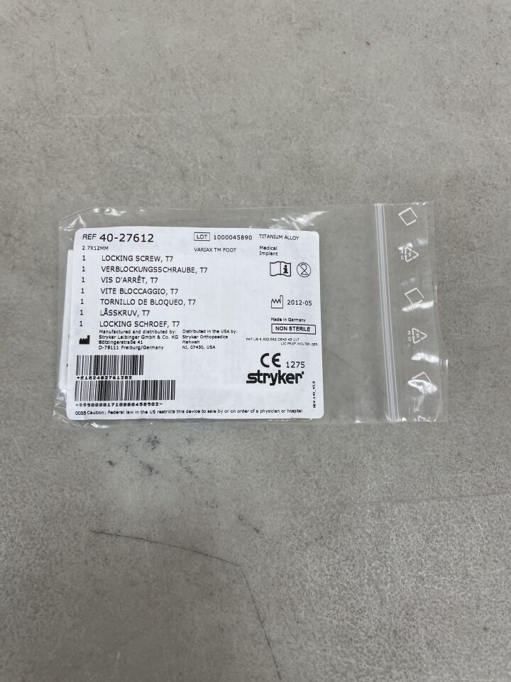 40-27612 - STRYKER - VariAx T7 Locking Screw, 2.7 x 12mm, (EA)