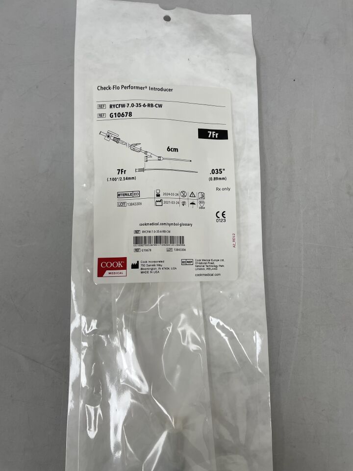 G10678 - COOK - Performer High-Volume Infusion Introducer, Radiopaque Band 7F x 6cm, (EA) - ( Expiry Date: 2025-12-12 )