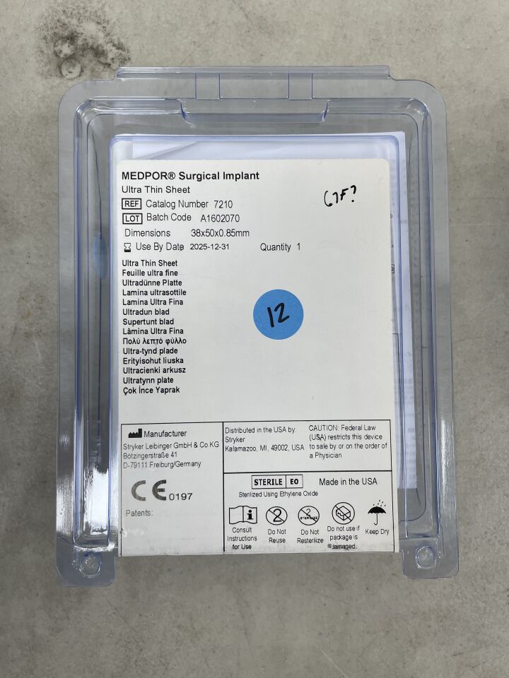 7210 - STRYKER - Medpor Surgical Implant, Ultra Thin Sheet, 38mm x 50mm, 0.85mm, (EA) - ( Expiry Date: 2025-12-31 )