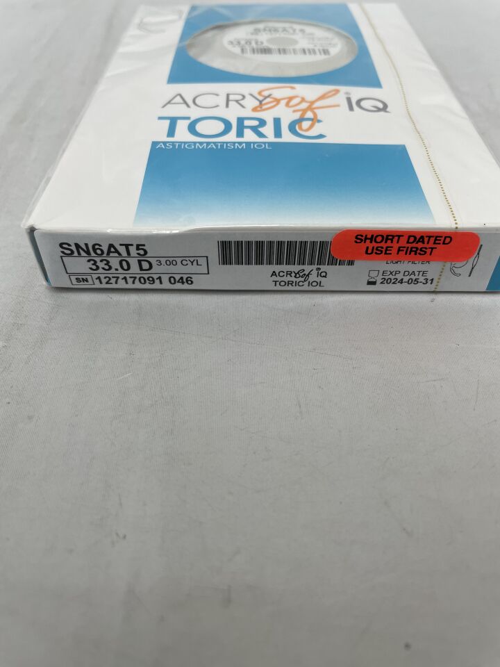 SN6AT5.330 - ALCON - ACRYSof IQ Toric Astigmatism IOL, 33.0D, (BX/1) - ( Expiry Date: 2025-11-09 )