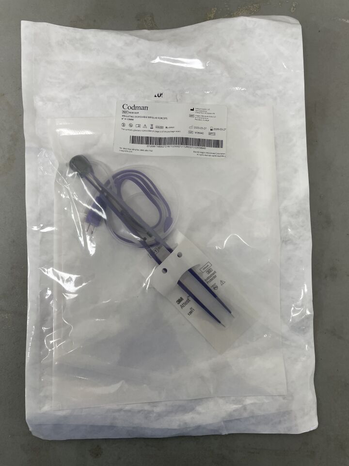 9008100IR - CODMAN - Irrigating Disposable Bipolar Forceps, 8" x 1.0mm Tip, (EA) - ( Expiry Date: 2025-03-27 )