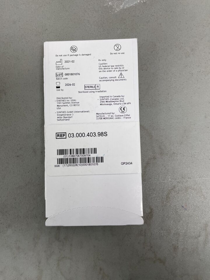 03.000.403.98S - SYNTHES - Left Saw, 17.8 x 15.2 x 4 x 0.6 mm, (EA) - ( Expiry Date: 2026-02-28 )