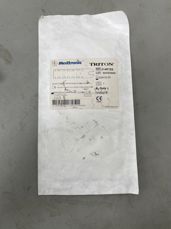 214R1SS - MEDTRONIC - TRITON Sagi Blade, 19.1 x 67mm, (EA) - ( Expiry Date: 2026-02-09 )