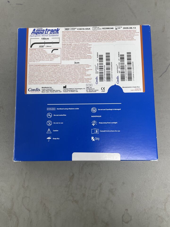 C3515-SSA - CORDIS - Aquatrack Hydrophilic Nitinol Guidewire - Angled Stiff - .035" x 150cm, (BX/5) - ( Expiry Date: 2025-06-13 )
