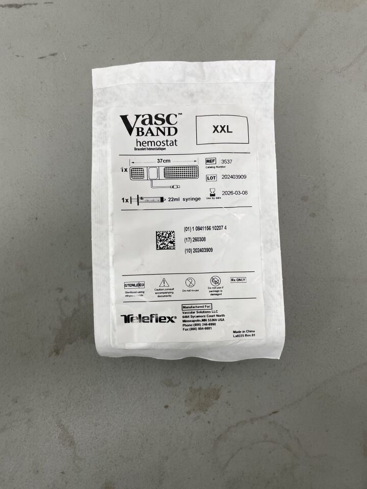 3537 - TELEFLEX - Vascular Solutions Vasc Band Hemostat, XXL 37cm, (EA)