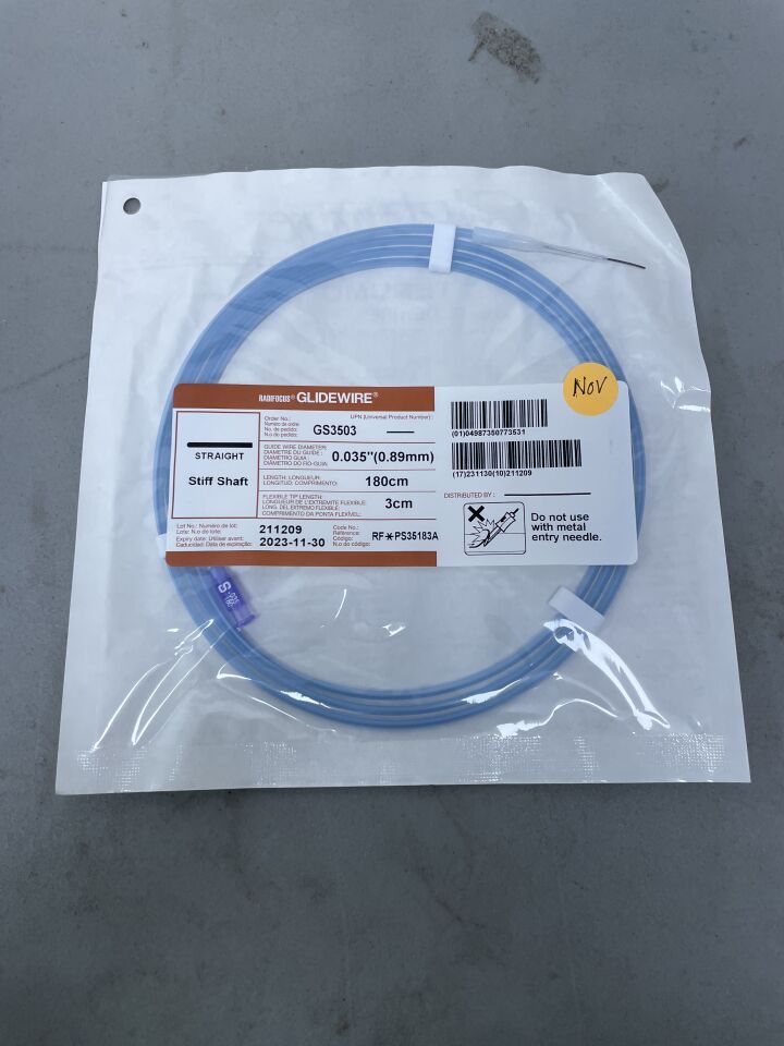 GS3503 - TERUMO - Radifocus Glidewire - Straight Stiff Shaft - .035" x 180cm x 3cm, (EA)