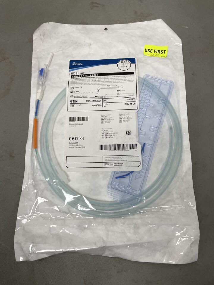 4565 - BOSTON SCIENTIFIC - RX Biliary Stent with RX Delivery System - Duodenal Bend - 8.5Fr x 5cm, ()