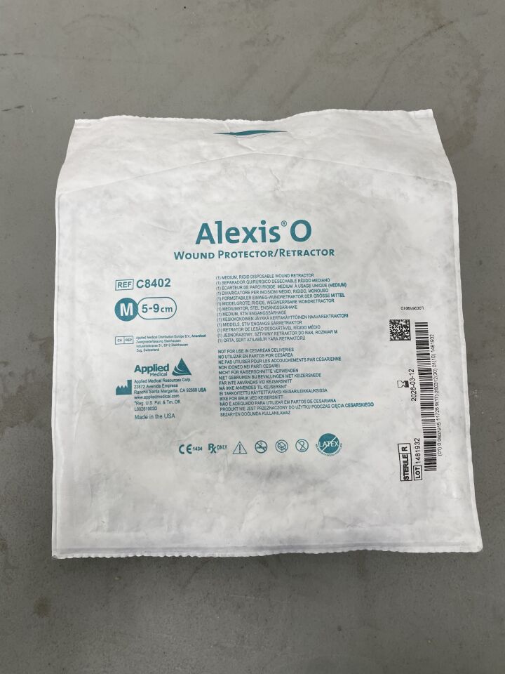C8402 - APPLIED MEDICAL RESOURCES - Alexis O Wound Retractor, Medium, 18 cm Sheath Length, (EA)