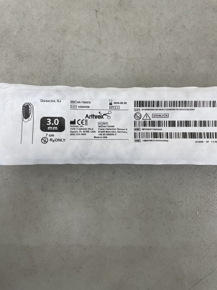 AR-7300DS - ARTHREX - Arthroscopic Shaver Blade, Dissector SJ, 3mm, (EA)