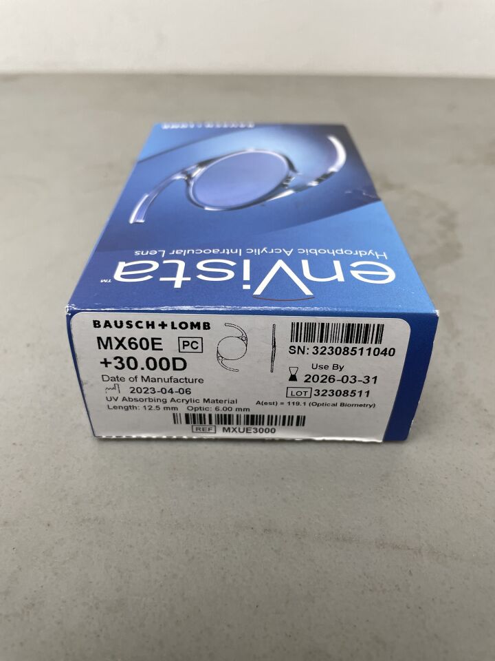 MXUE3000 - BAUSCH & LOMB - enVista IOL Hydrophobic Acrylic, +30.0D, (BX/1)