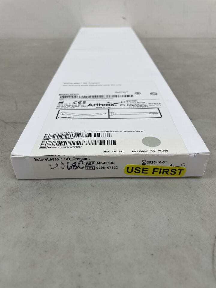 AR-4068C - ARTHREX - SutureLasso SD Crescent, (BX/1)