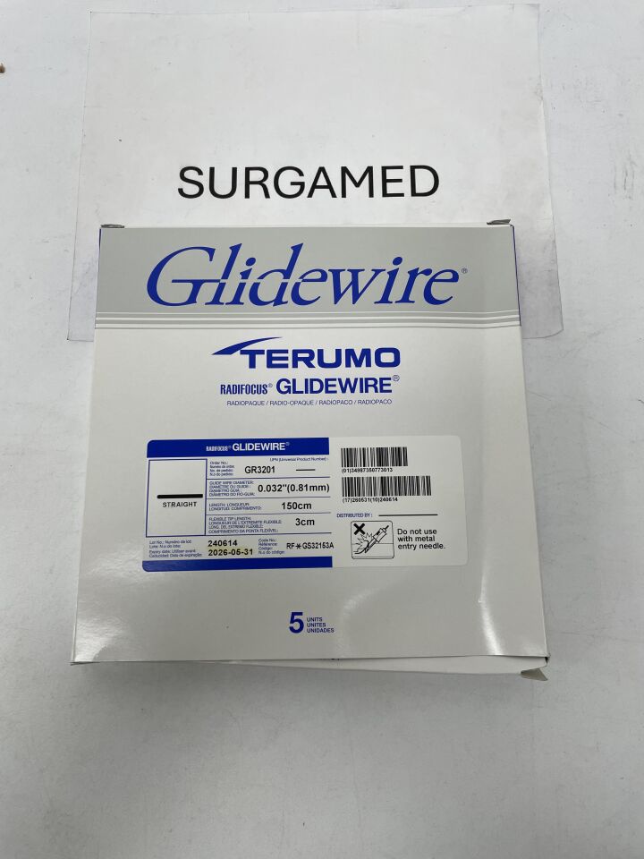 GR3201 - TERUMO - Radifocus Glidewire - RF*GS32153A - Straight - .032" x 150cm x 3cm, (BX/5)