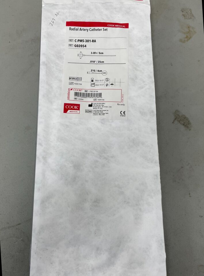 G02054 - COOK - Arterial Pressure Monitoring Set 3F x 5cm, (EA)
