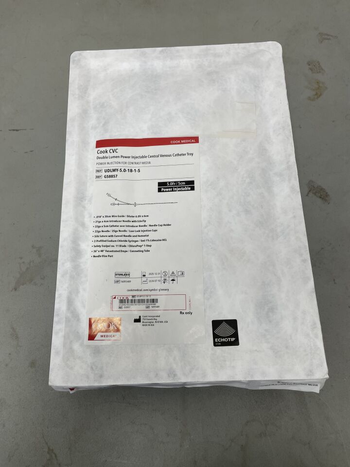 G58857 - COOK - Unimpregnated CVC Central Venous Catheter Tray, Double Lumen, Standard - 4F x 15cm, (EA)