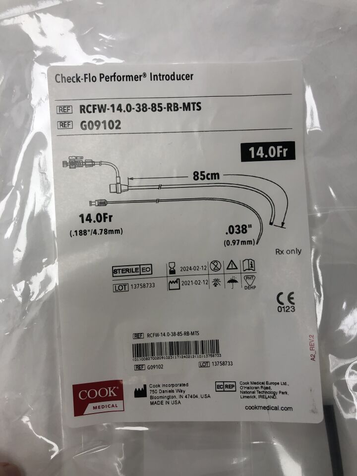 G09102 - COOK - Check-Flo Performer Introducer, Mullins, 14.0Fr, 85cm, 0.038", (EA)