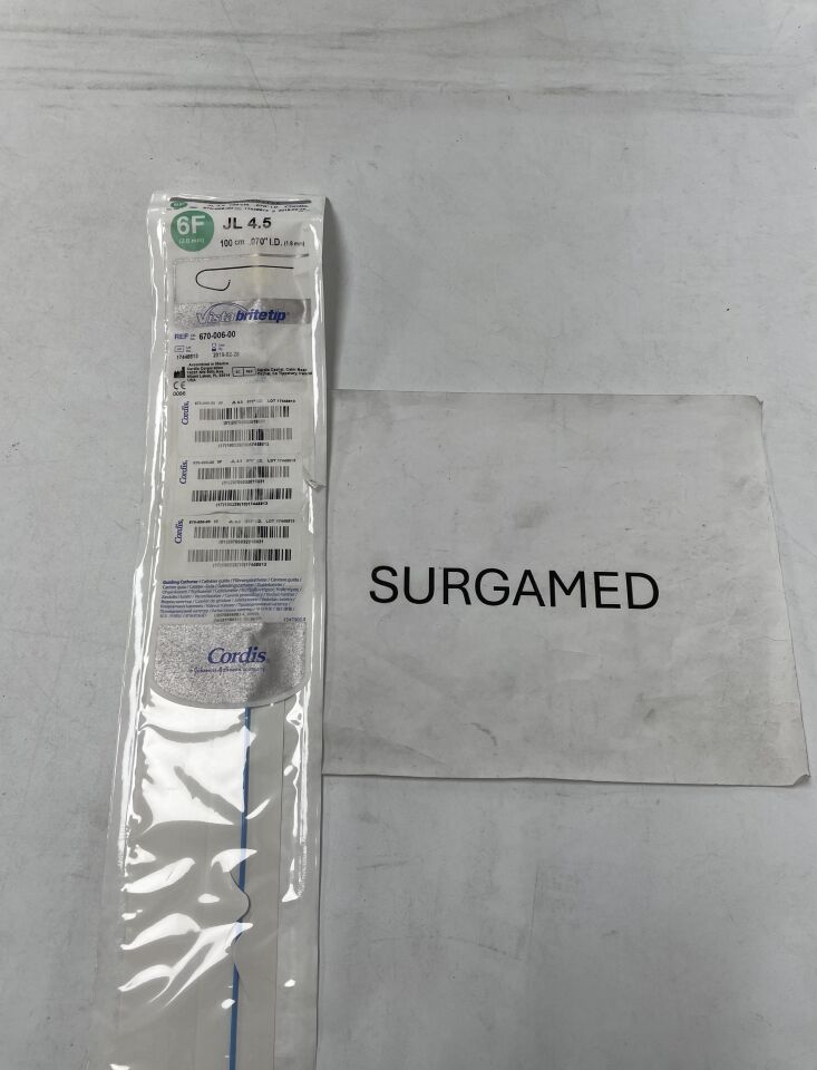 670-006-00 - CORDIS - Vista Brite Tip Guiding Catheter - JL 4.5 - 6Fr x .070" x 100cm (L), (EA)