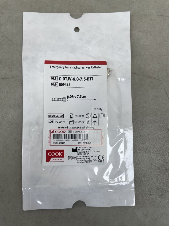 G09413 - COOK - Emergency Transtracheal Airway Catheter 6F x 7.5cm - UOM EA - expiration 2026-05-23, (EA)